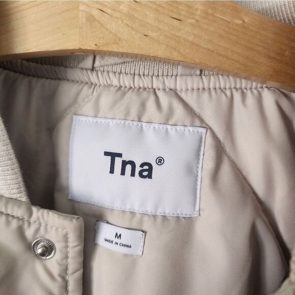TNA Aritzia Women's Cream Bomber Jacket - Picture 7 of 14